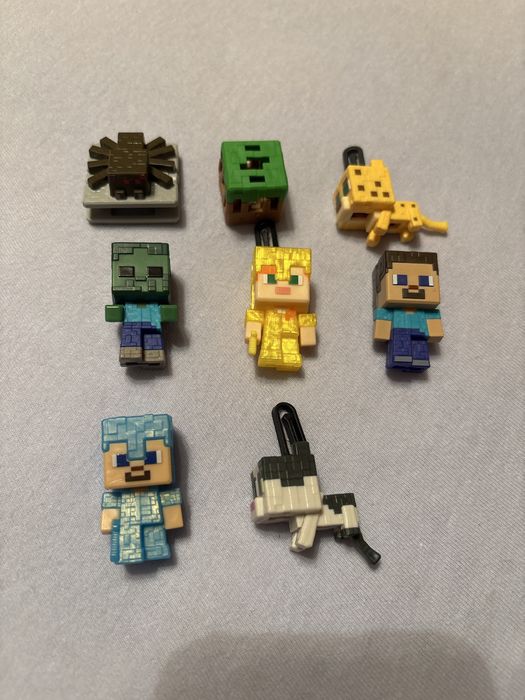 Kinder joy играчки Minecraft и Stranger things