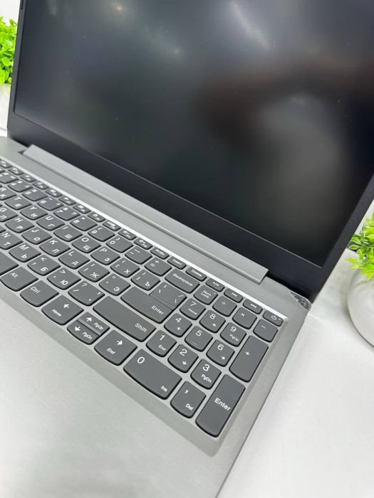 Lenovo core i3-11