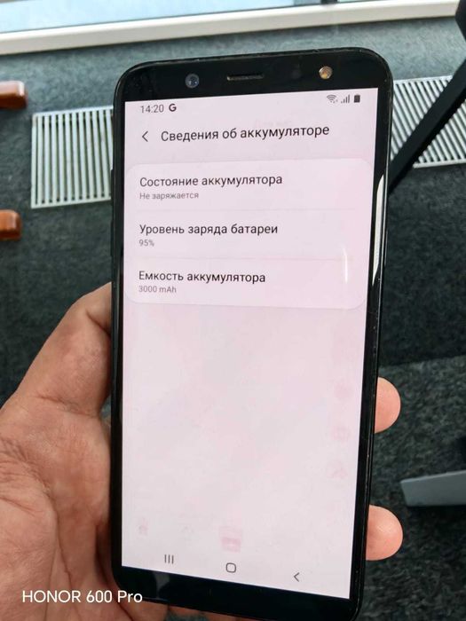 Смартфон Samsung Galaxy A6