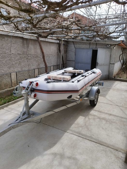 Лодка Колибри и всичко за нея