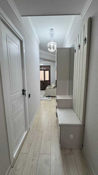 Продаю квартиру в Яшнабадском районе Новострой ул ИЗЗАТ 2х ком 2-этаж