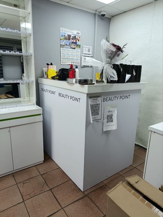 Мебель для магазина