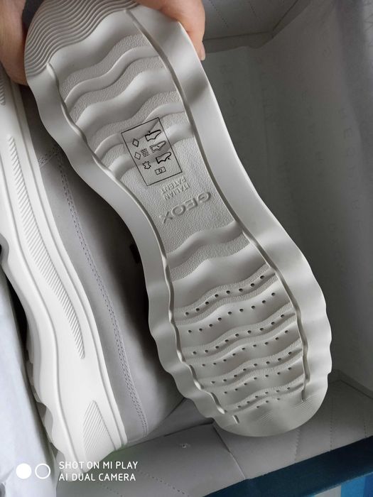 Непромокаеми Geox и Gabor.