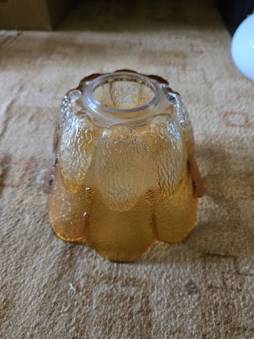 Продам плафоны разные