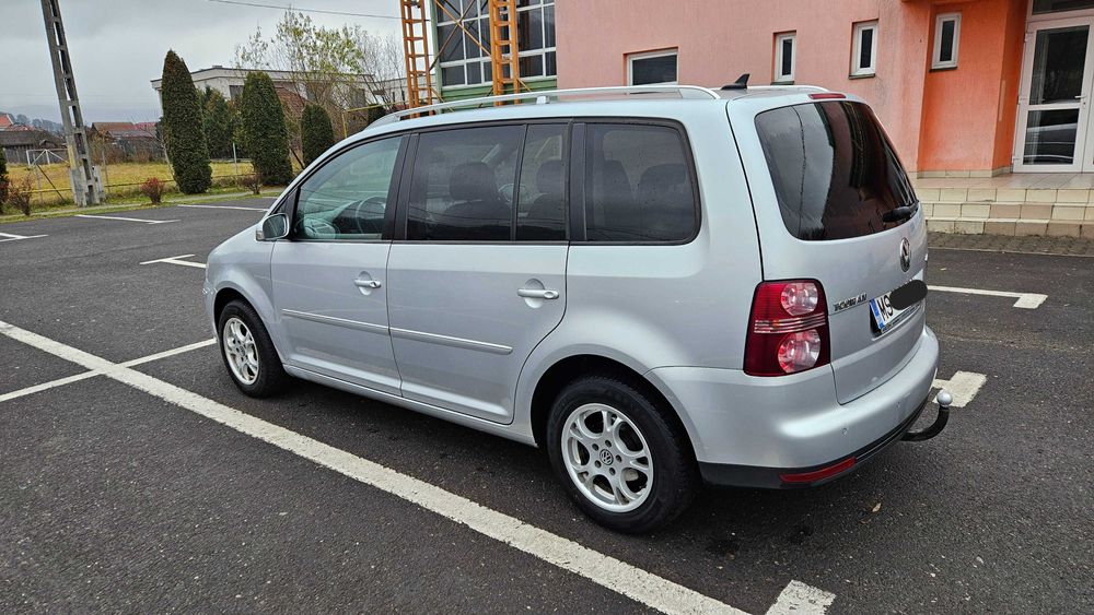 VW Touran 2008 BMM Highline 2.0 Diesel 140 CP 7 Locuri
