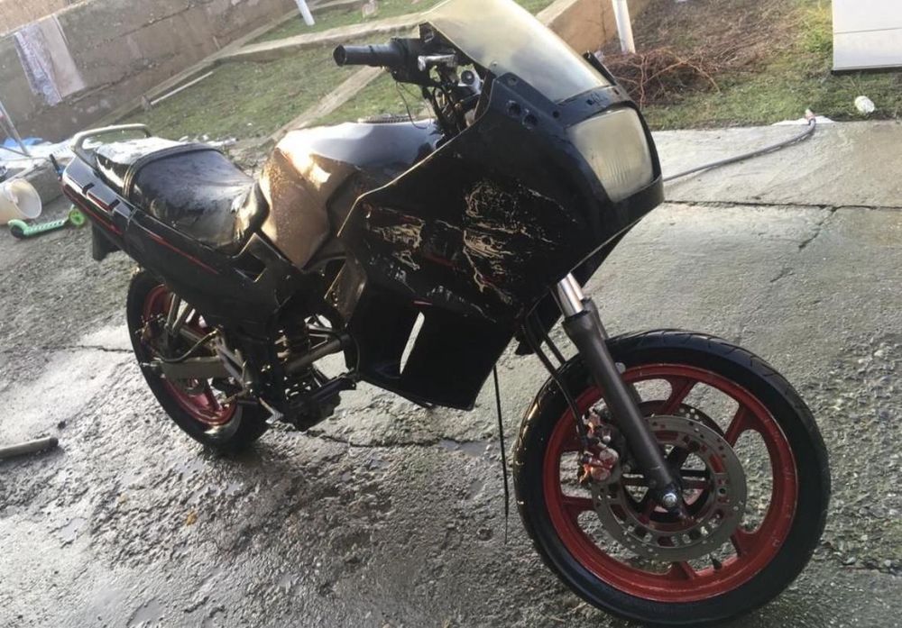 Мотоцикл на ходу срочно продаю