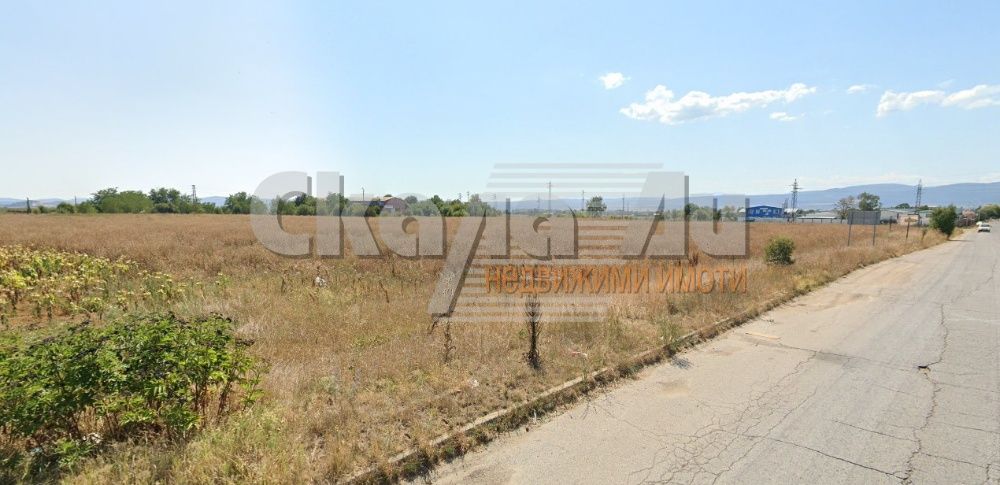 Продава се Парцел в Елин Пелин - 29060 кв.м за 112 €/кв.м - Снимка #2