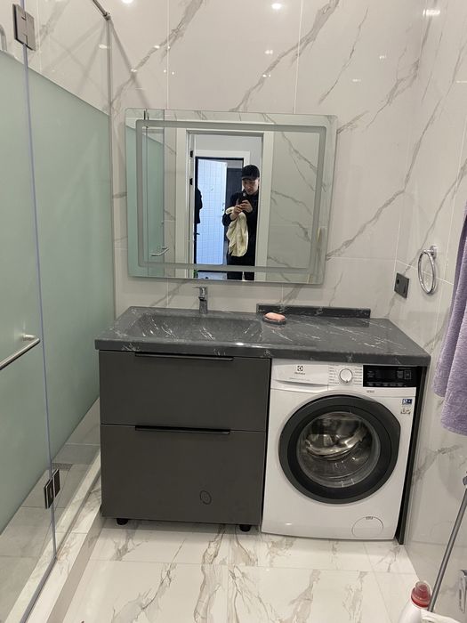 шкаф с ванной комнаты