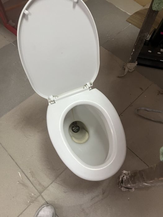 Отдам даром унитаз без бачка
