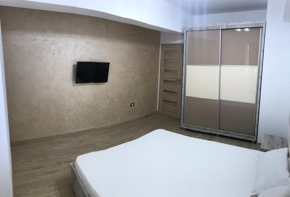 Direct PROPIETAR! De inchiriat apartament cu 2 camere in Mamaia zona HOTEL VEGA. 

Whatsapp 0725089526

Pretul este de 350€+350€ depozit

LIVING

cana