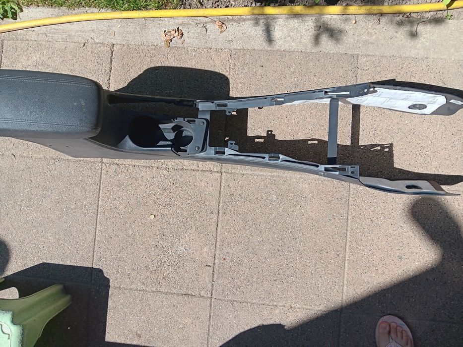 Средна конзола, волан за Киа Рио/ Kia Rio