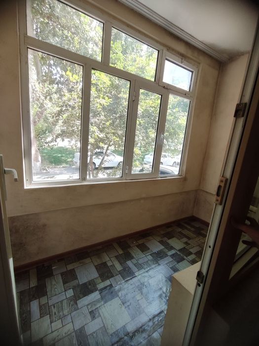 Pod ofis sotiladi Chilonzor 17 kvartalda 2 x безмаклерonali  45 kv tar