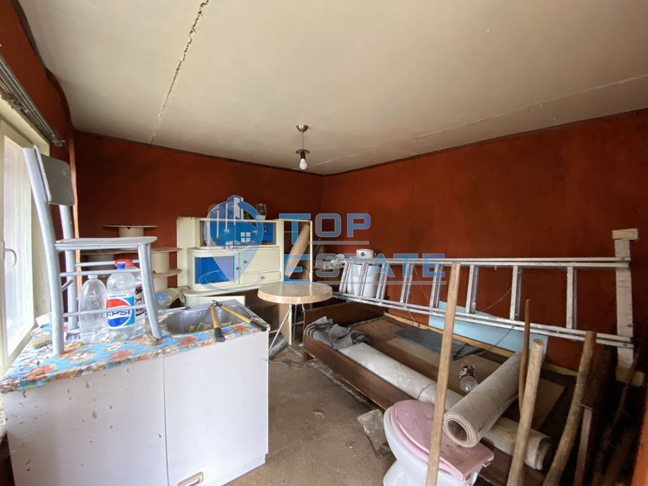 Дворно място с вила в с. Борики, област Габрово