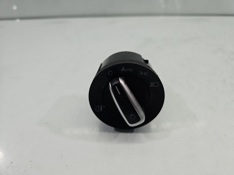 Bloc lumini Volkswagen Golf 5 Plus (5M1) [Fabr 2005-2008] 3C8941431