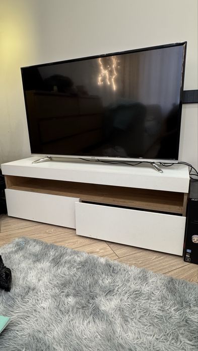 Продам тумбу под телевизор
