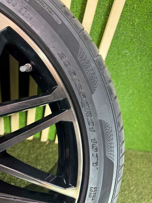 Set jante + cauciucuri BMW X5M F95 X6M F96 R21 fata R22 spate DOT 2025