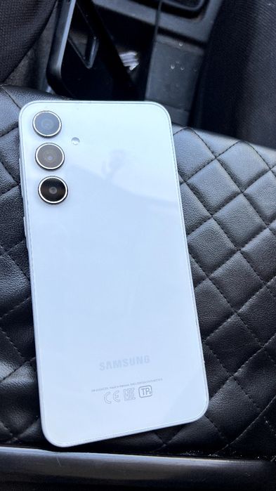 Samsung A35 2025