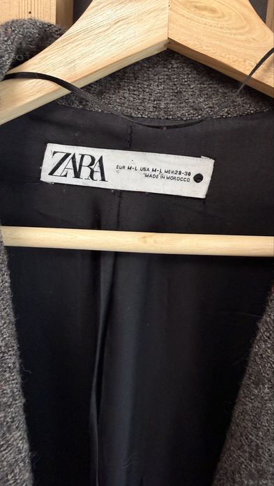 Zara пальто темно-серое
