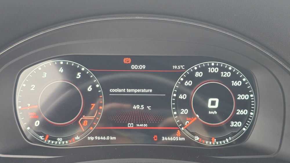 Golf 5 motor  2.0 tdi, virtual cockpit etc..