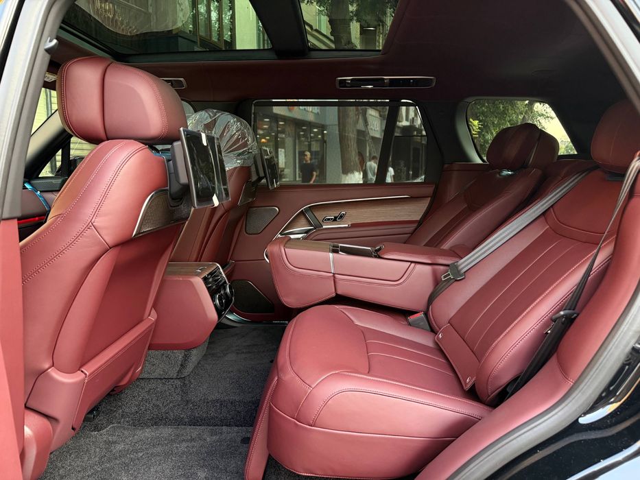 Range Rover P530 Long