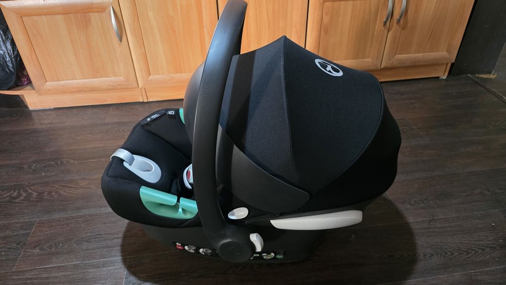 Продам автолюльку Cybex