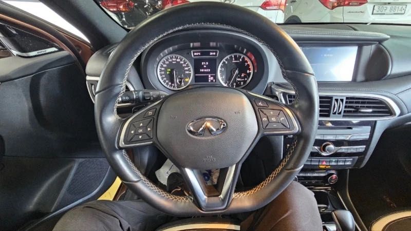 Infiniti Q30 S 2.0T
