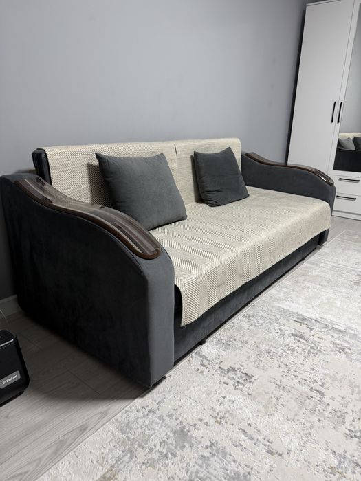 Продам диван в хорошем состоянии б/у