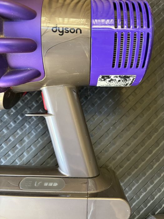 Aspirator dyson v10 original