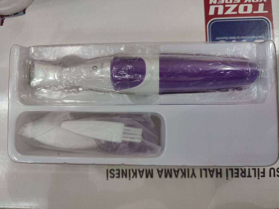 Триммер для бикини зоны.