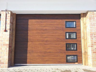 Usa de Garaj Sectionala * Uite ceva Frumos