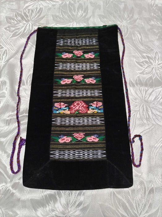 Престилки национални носии