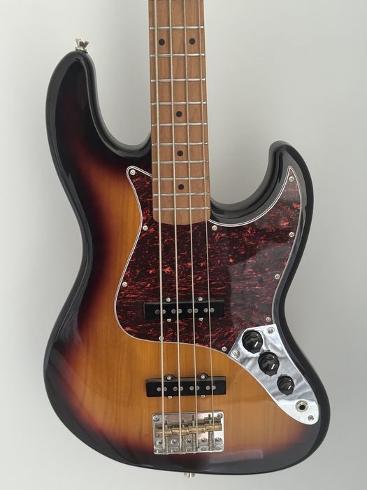 Vand Chitara Bass JET Guitars JJB-300 SB