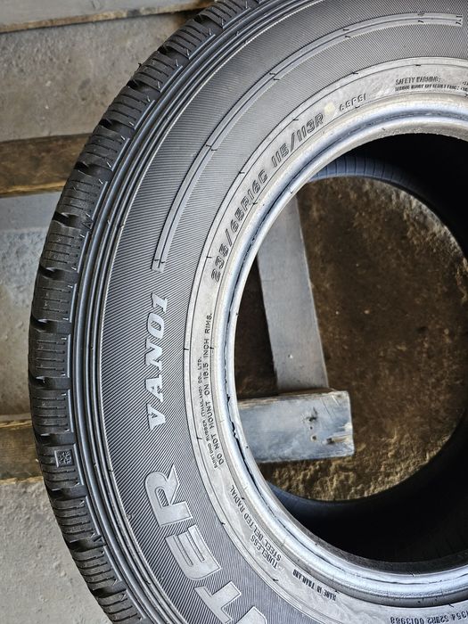 1 anvelopa iarna 235 65 16C Falken 9mm
