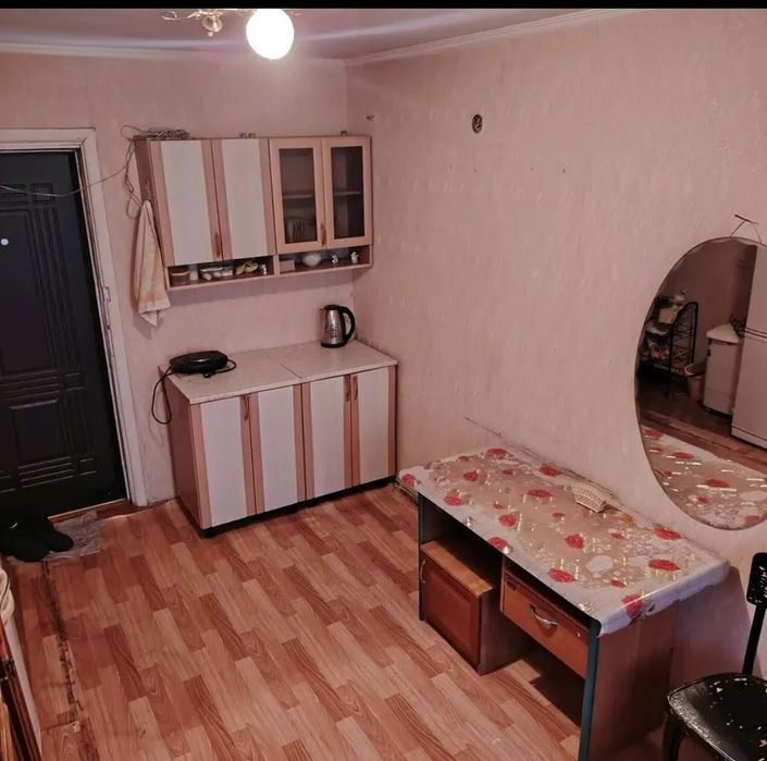 Продам комнату напротив рынка