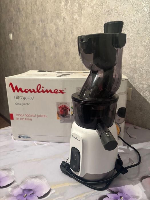 Продается шнековая соковыжималка Moulinex