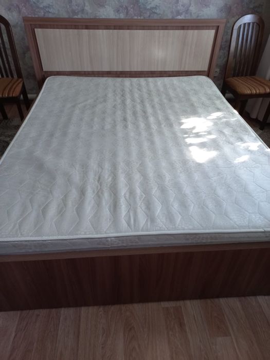 Продам мебель б/у в хорошем состояние