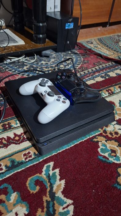 Playstation 4 slim 9.60 goldhen