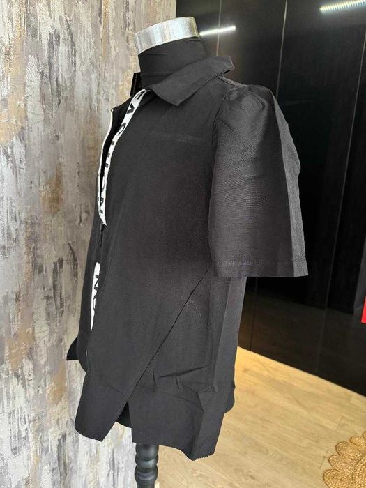 Camasa asimetrica cu maneci bufante NOUA - marime M-L