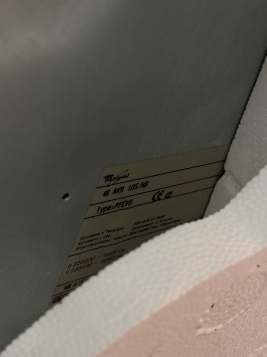 Whirlpool фурна за вграждане и котлони