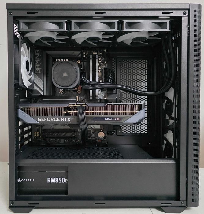 PC Gaming Ryzen 9 9950X3D RTX 5070 2TB SSD