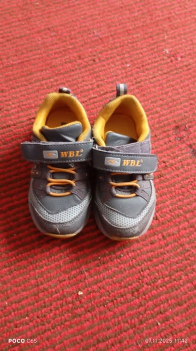 5 пар обуви для мальчика