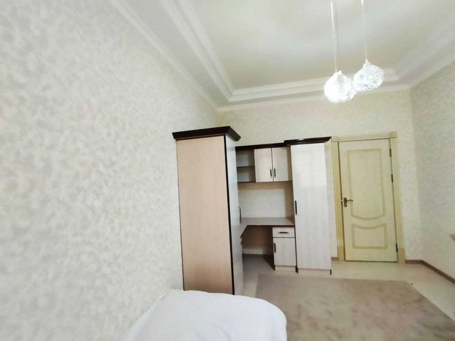 3 хоналик квартира 5 кават ижарага берилади, 5 микр, бек остановка