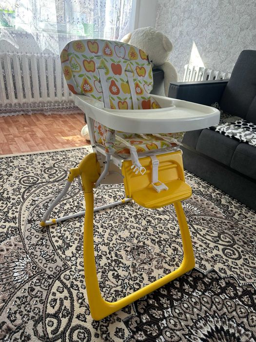 Продам стульчик для кормления