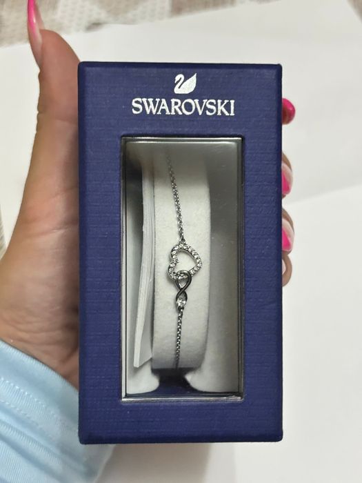 Swarovski гривна Hyperbola в сребърно