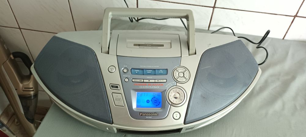 Panasonic model rx es 22