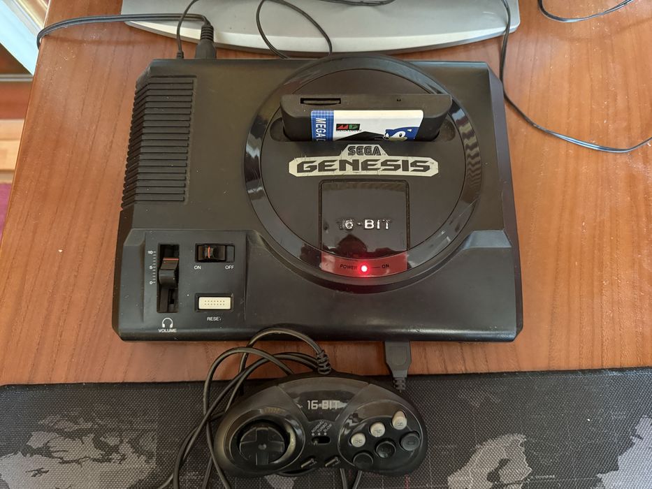 Sega Genesis с играми Европы и США