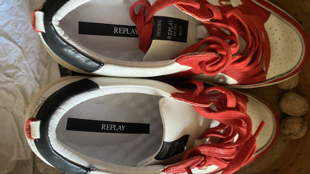Replay номер 42 сникърси