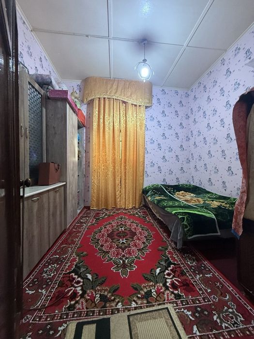 3xonali yangi remontli uy sotiladi