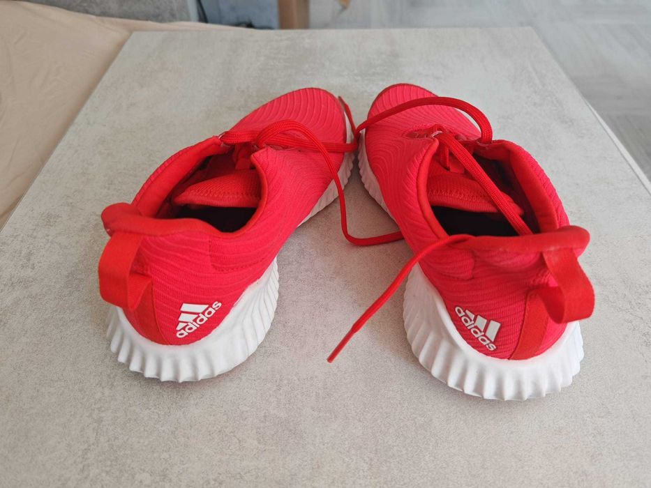 INCALTAMINTE Pantofi sport casual Fitness  Adidas