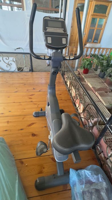 Велотренажер совсем новая